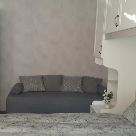 Appartamento San Giovanni, Via La Spezia *