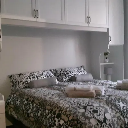 Appartamento San Giovanni, Via La Spezia *
